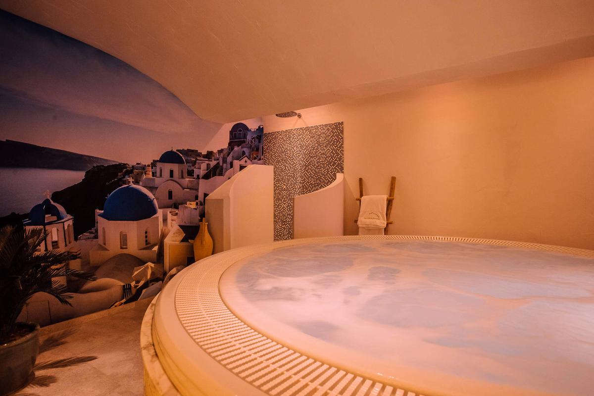 Wellness Escapez - Escape Santorini 