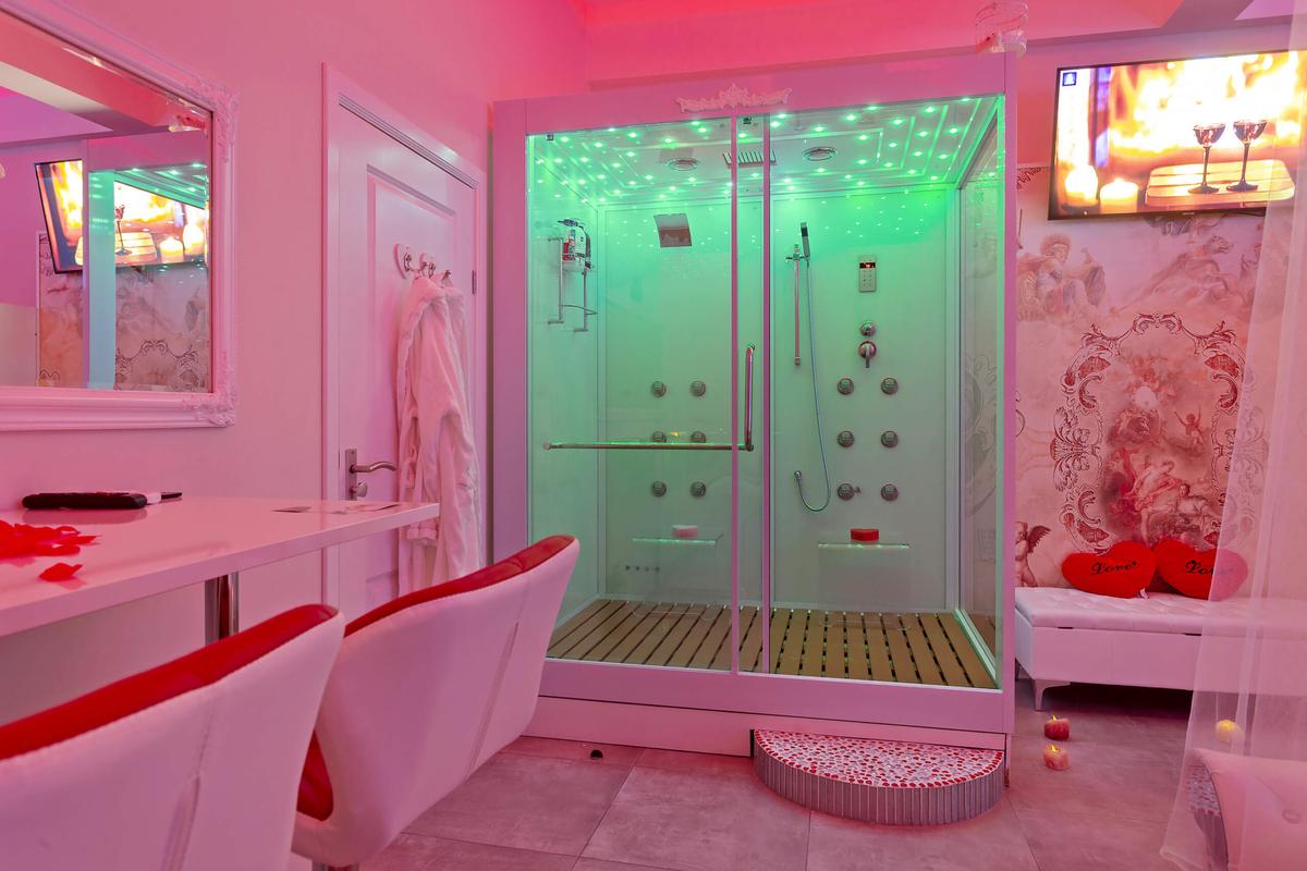 Mila Privé Sauna & Wellness - Romantica Spa