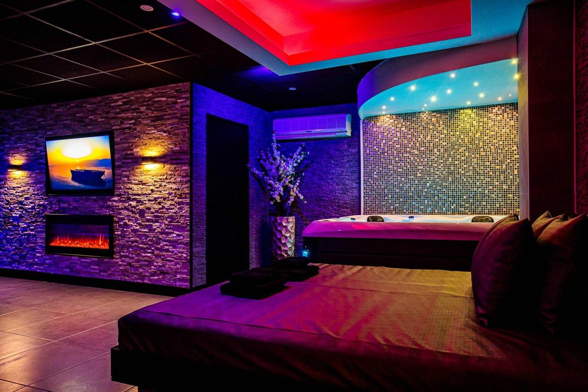 Wellness & Relax · Neon Spa